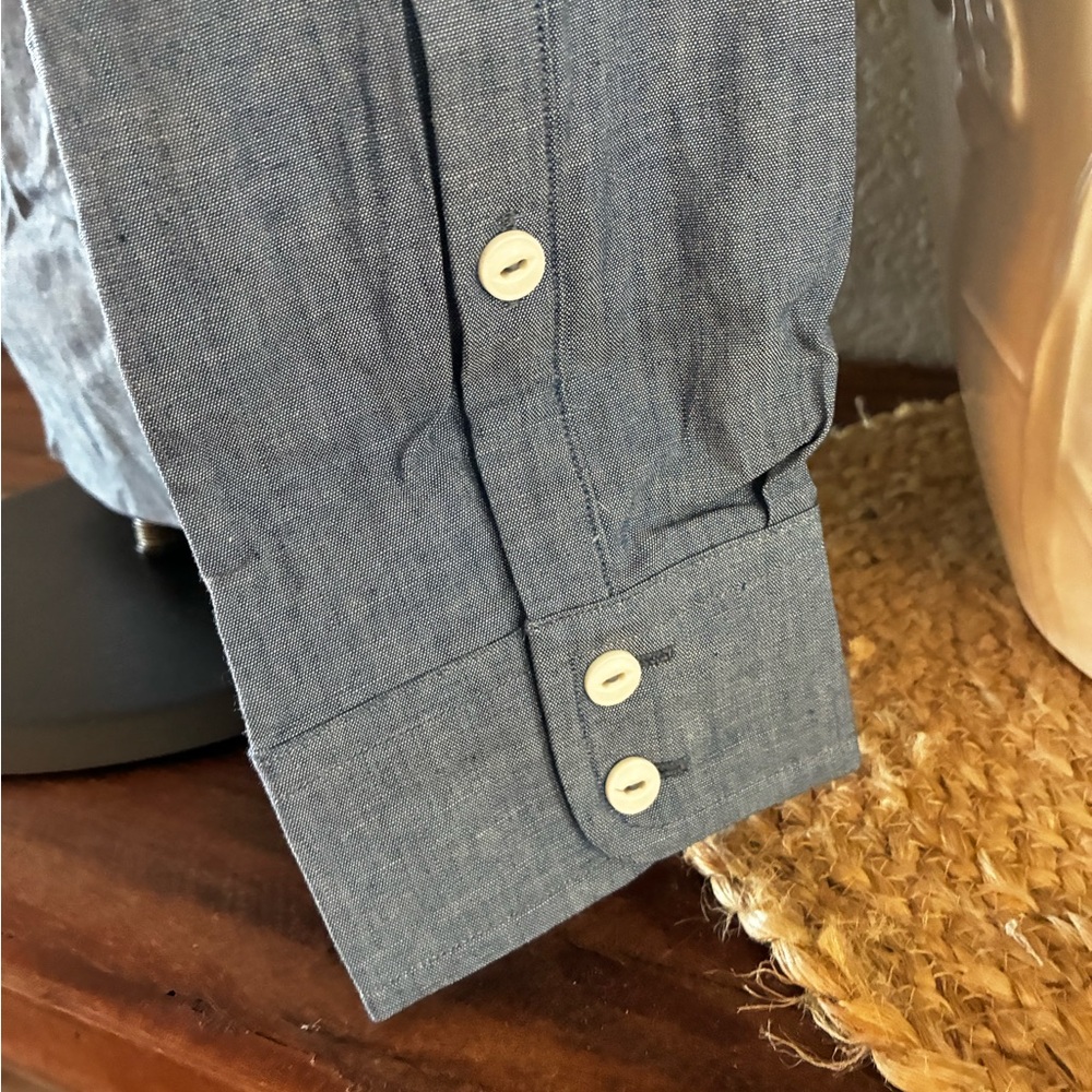 UNTUCKit Women's Blue Button-Down Shirt - Picture 3 of 6